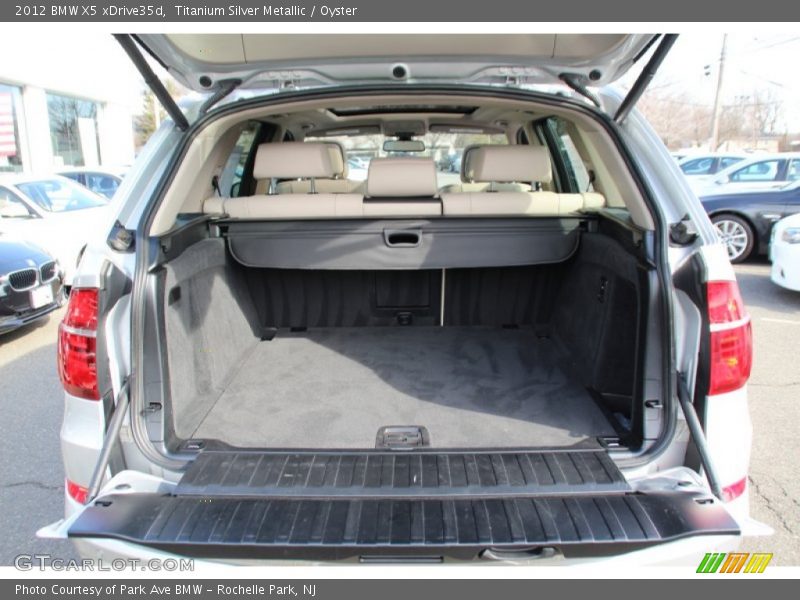 Titanium Silver Metallic / Oyster 2012 BMW X5 xDrive35d