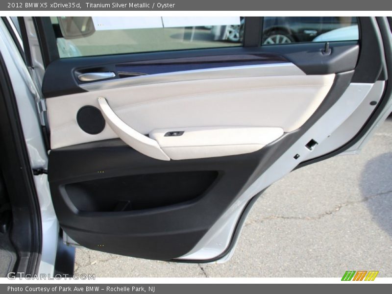 Titanium Silver Metallic / Oyster 2012 BMW X5 xDrive35d