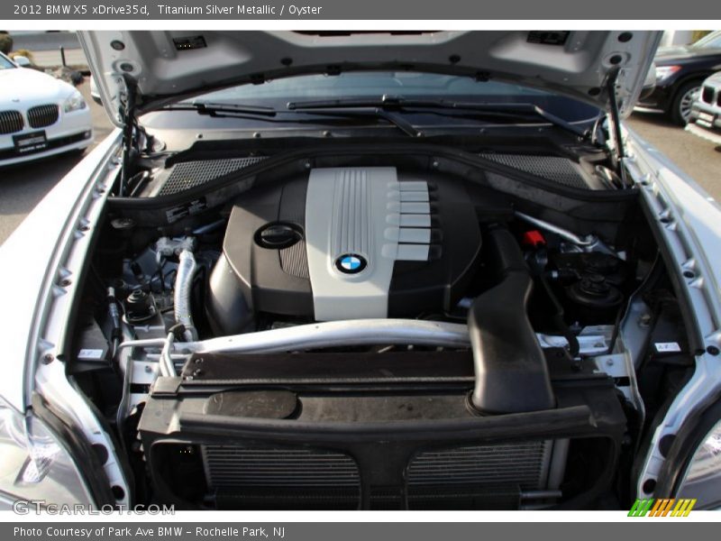 Titanium Silver Metallic / Oyster 2012 BMW X5 xDrive35d