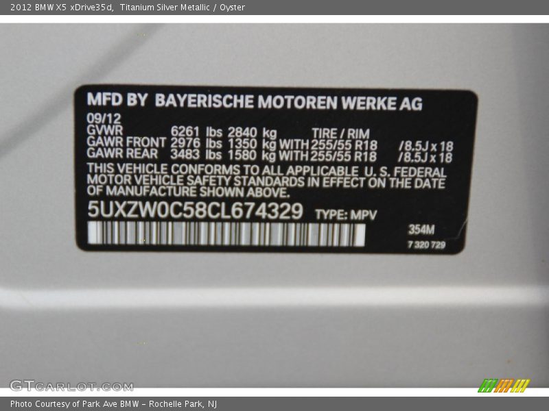 Titanium Silver Metallic / Oyster 2012 BMW X5 xDrive35d
