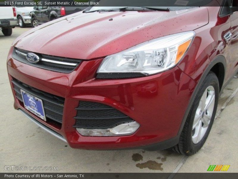 Sunset Metallic / Charcoal Black 2015 Ford Escape SE