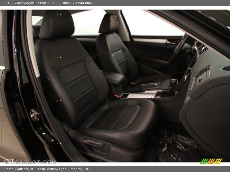 Black / Titan Black 2012 Volkswagen Passat 2.5L SE