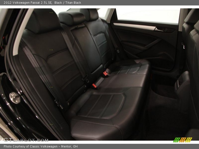 Black / Titan Black 2012 Volkswagen Passat 2.5L SE