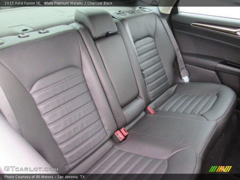 White Platinum Metallic / Charcoal Black 2015 Ford Fusion SE