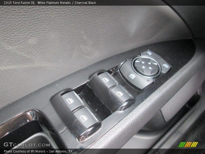 White Platinum Metallic / Charcoal Black 2015 Ford Fusion SE