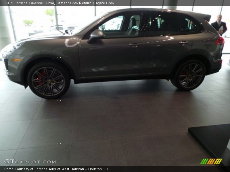 Meteor Grey Metallic / Agate Grey 2015 Porsche Cayenne Turbo