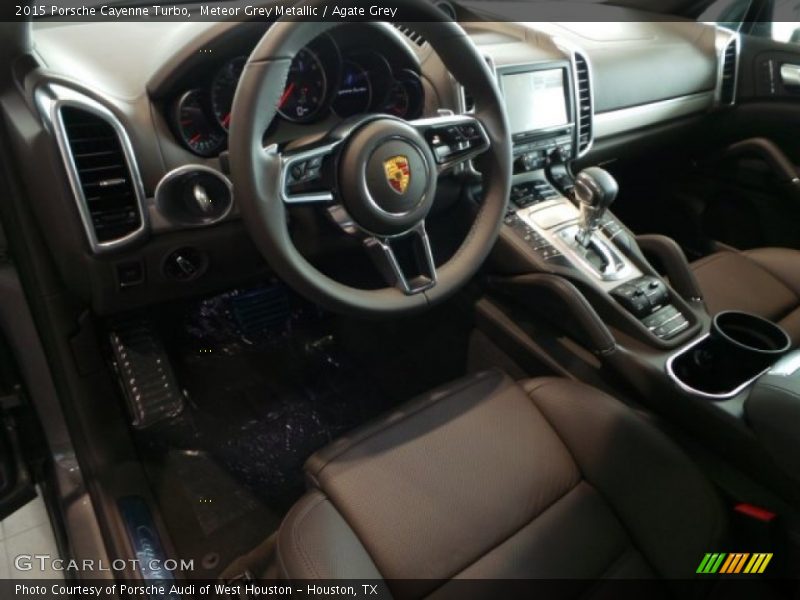Meteor Grey Metallic / Agate Grey 2015 Porsche Cayenne Turbo
