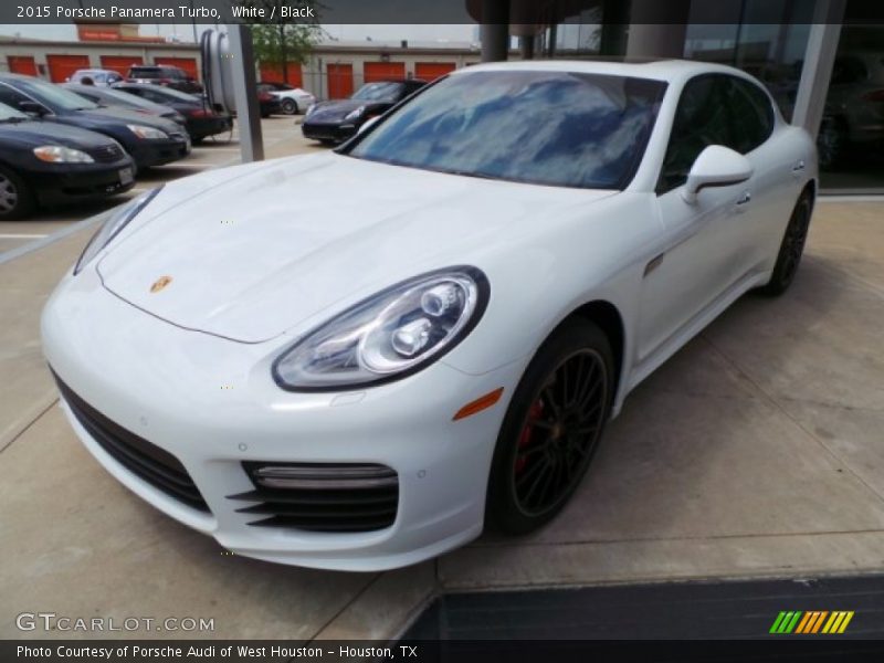 Front 3/4 View of 2015 Panamera Turbo