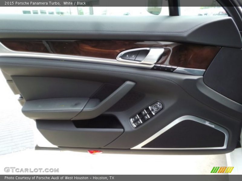 Door Panel of 2015 Panamera Turbo