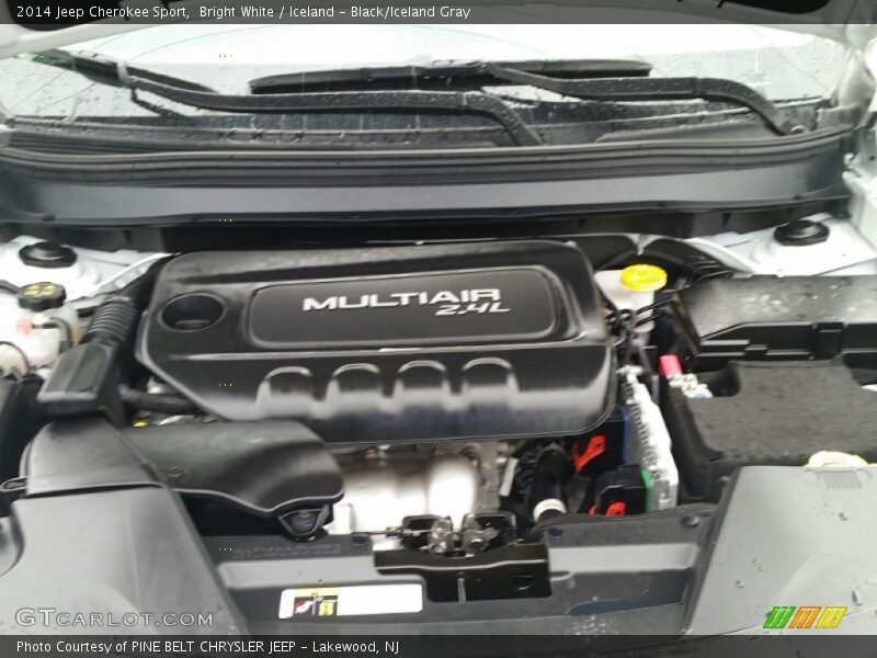 Bright White / Iceland - Black/Iceland Gray 2014 Jeep Cherokee Sport