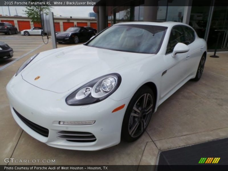 White / Black/Luxor Beige 2015 Porsche Panamera 4S