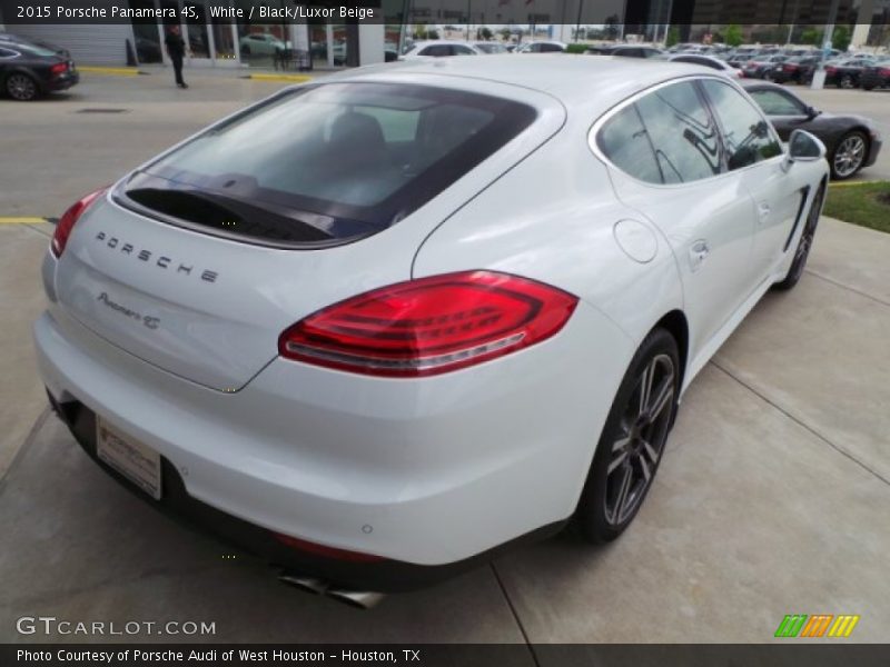 White / Black/Luxor Beige 2015 Porsche Panamera 4S