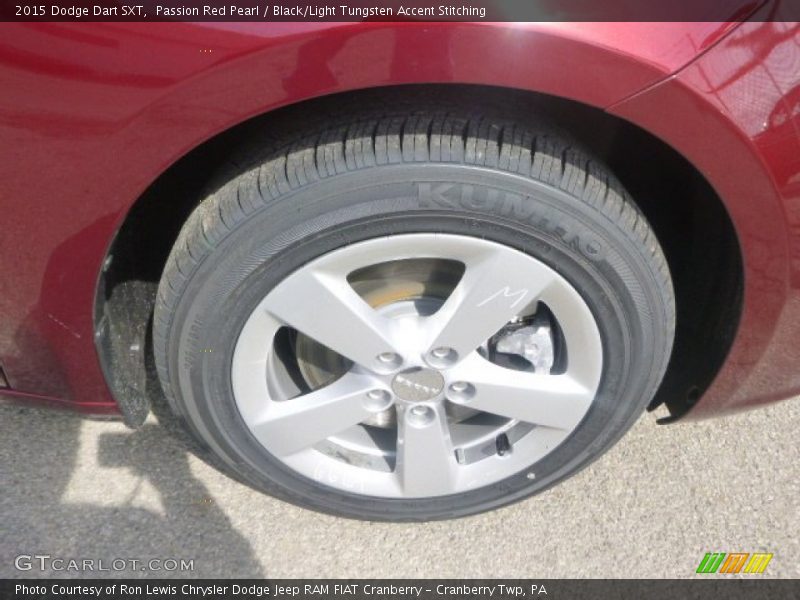 Passion Red Pearl / Black/Light Tungsten Accent Stitching 2015 Dodge Dart SXT
