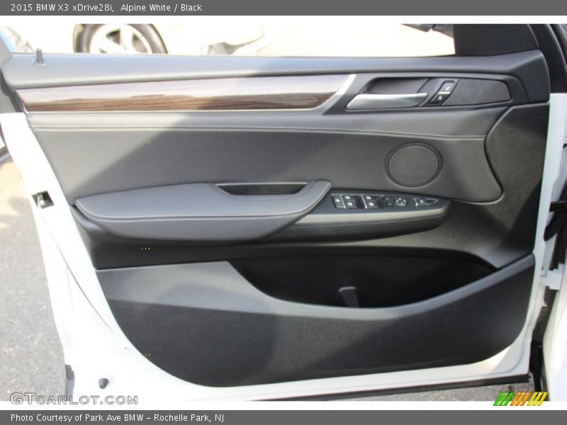 Alpine White / Black 2015 BMW X3 xDrive28i