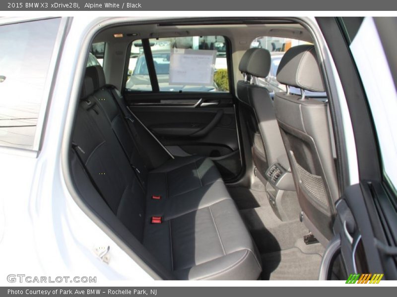 Alpine White / Black 2015 BMW X3 xDrive28i