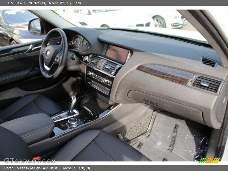 Alpine White / Black 2015 BMW X3 xDrive28i