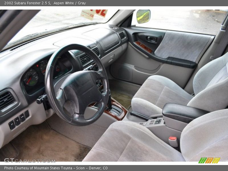 Aspen White / Gray 2002 Subaru Forester 2.5 S