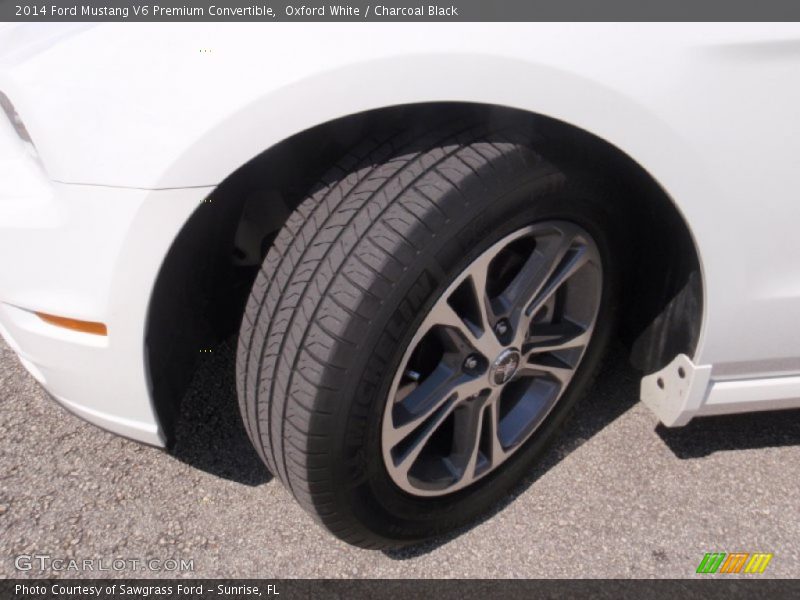 Oxford White / Charcoal Black 2014 Ford Mustang V6 Premium Convertible
