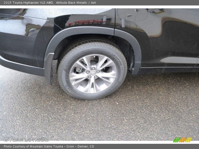 Attitude Black Metallic / Ash 2015 Toyota Highlander XLE AWD