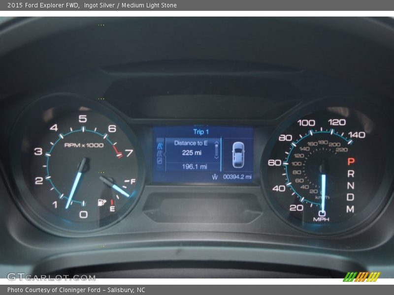 Ingot Silver / Medium Light Stone 2015 Ford Explorer FWD