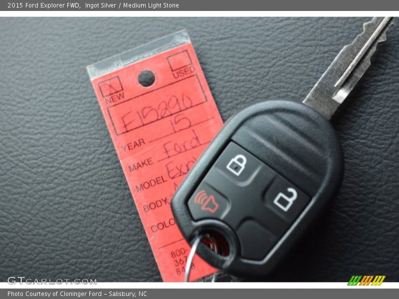 Ingot Silver / Medium Light Stone 2015 Ford Explorer FWD
