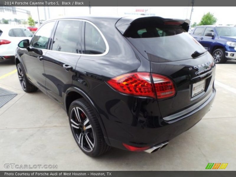 Black / Black 2014 Porsche Cayenne Turbo S