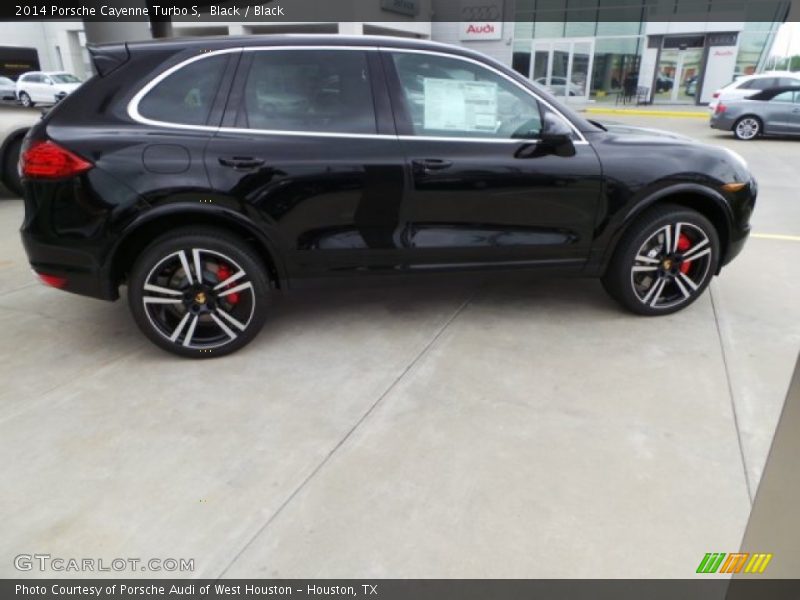 Black / Black 2014 Porsche Cayenne Turbo S
