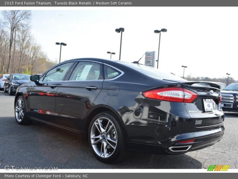 Tuxedo Black Metallic / Medium Soft Ceramic 2015 Ford Fusion Titanium