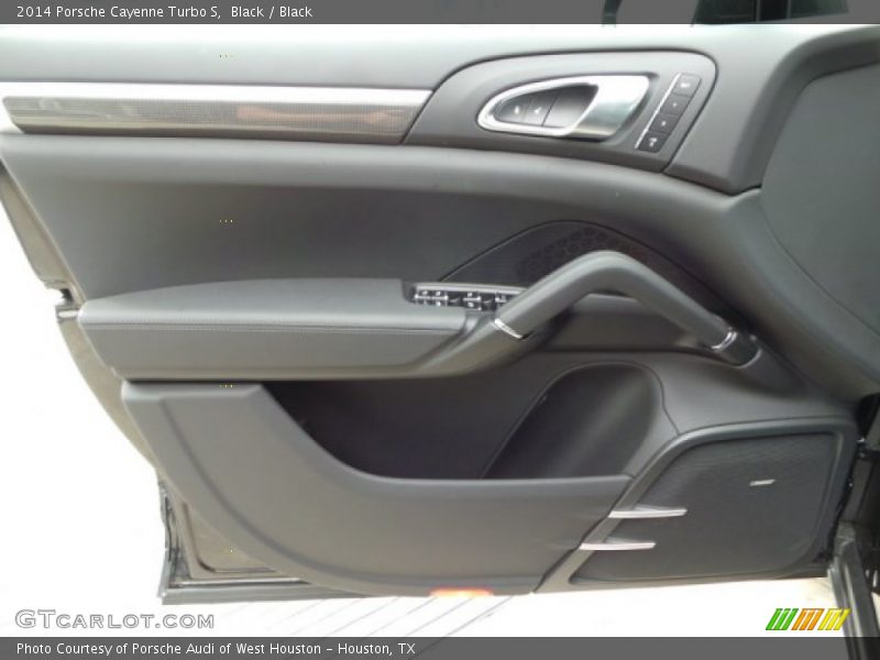 Black / Black 2014 Porsche Cayenne Turbo S