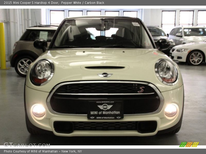 Pepper White / Carbon Black 2015 Mini Cooper S Hardtop 4 Door