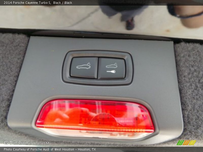 Black / Black 2014 Porsche Cayenne Turbo S