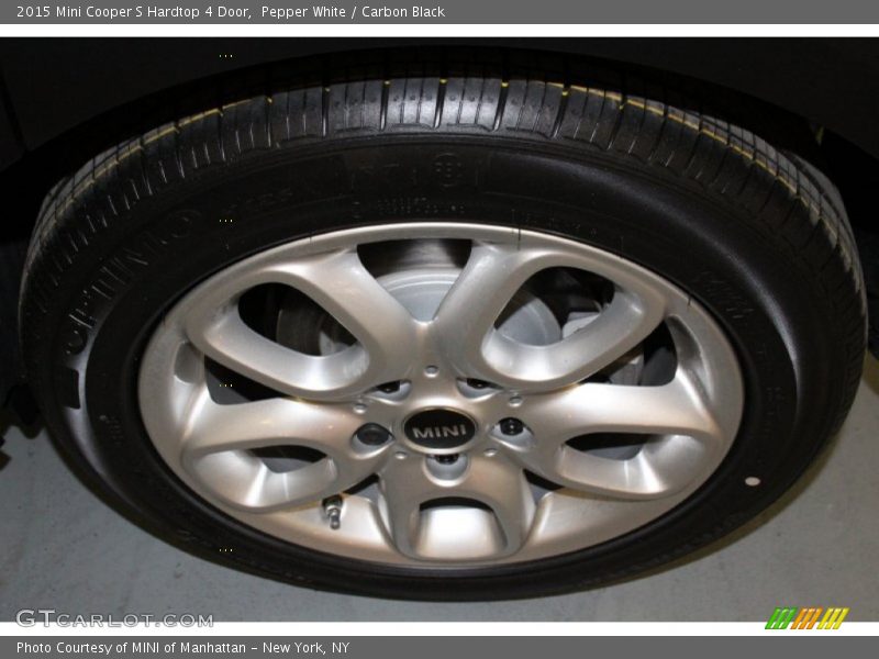 Pepper White / Carbon Black 2015 Mini Cooper S Hardtop 4 Door