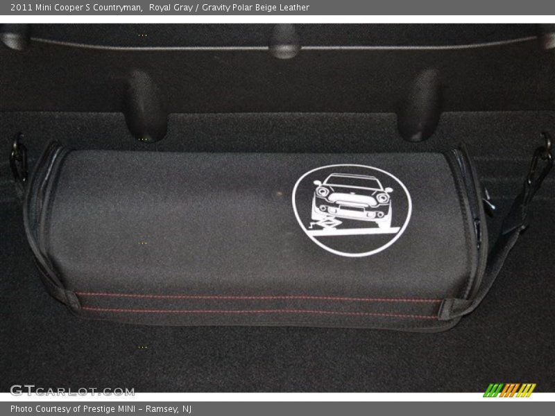 Royal Gray / Gravity Polar Beige Leather 2011 Mini Cooper S Countryman