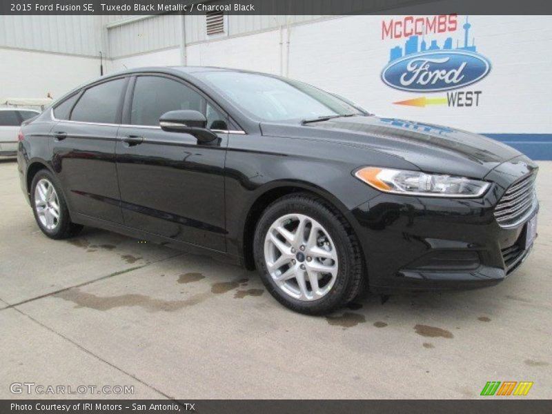 Tuxedo Black Metallic / Charcoal Black 2015 Ford Fusion SE