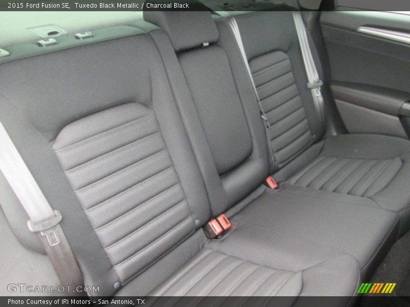 Tuxedo Black Metallic / Charcoal Black 2015 Ford Fusion SE