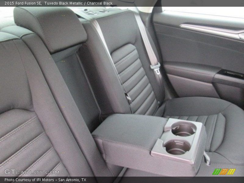 Tuxedo Black Metallic / Charcoal Black 2015 Ford Fusion SE