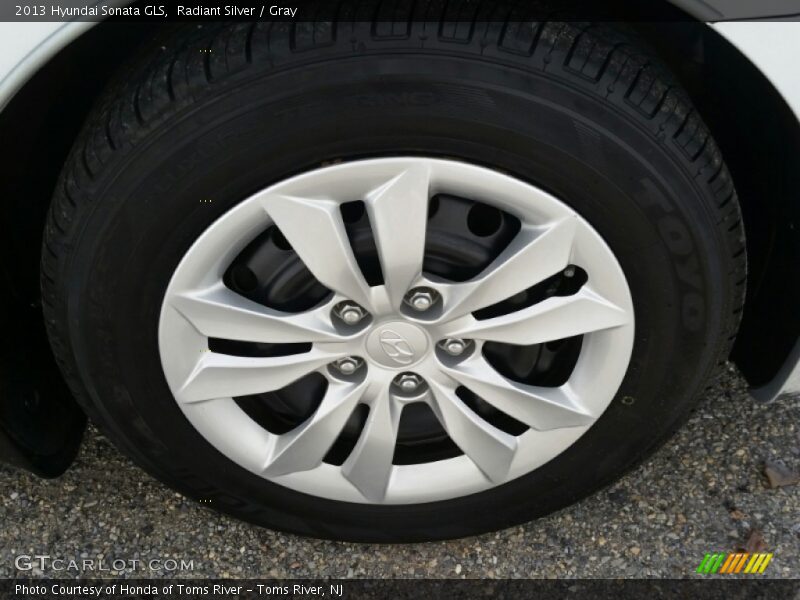 Radiant Silver / Gray 2013 Hyundai Sonata GLS
