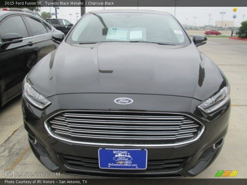 Tuxedo Black Metallic / Charcoal Black 2015 Ford Fusion SE