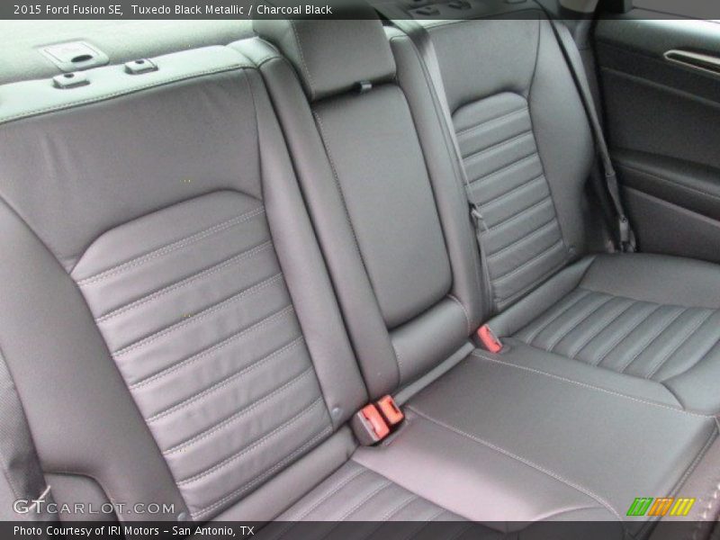Tuxedo Black Metallic / Charcoal Black 2015 Ford Fusion SE