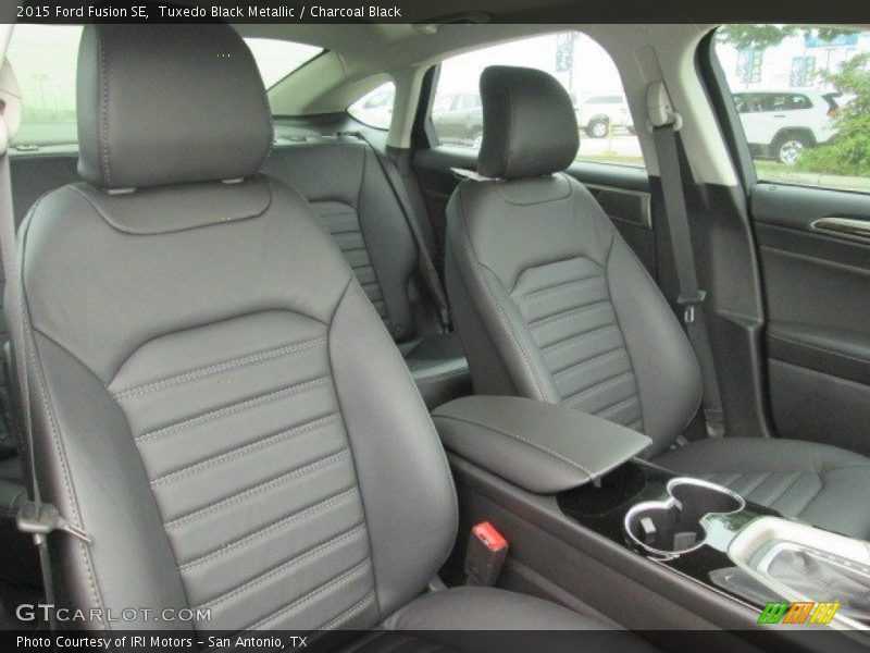 Tuxedo Black Metallic / Charcoal Black 2015 Ford Fusion SE