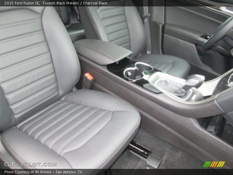 Tuxedo Black Metallic / Charcoal Black 2015 Ford Fusion SE