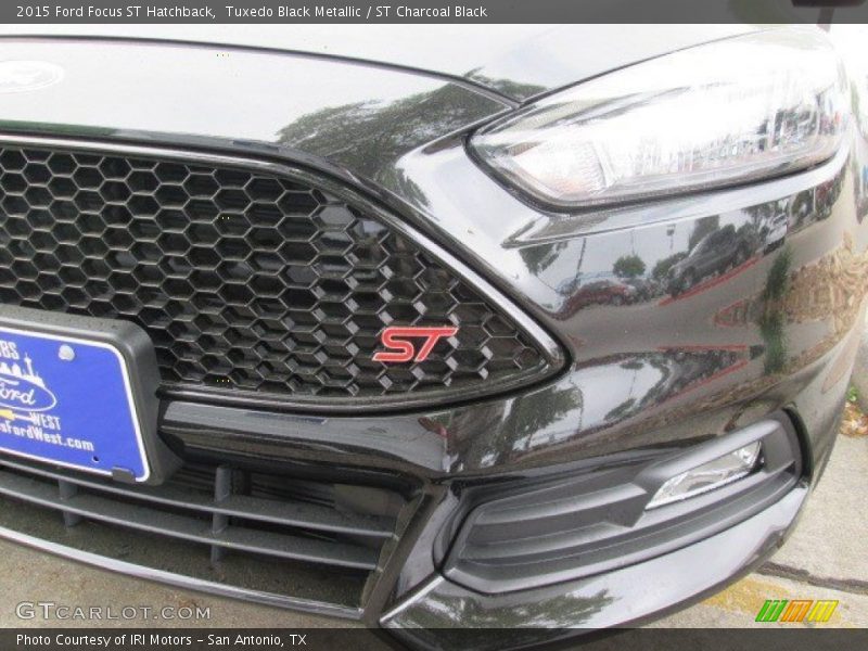 Tuxedo Black Metallic / ST Charcoal Black 2015 Ford Focus ST Hatchback