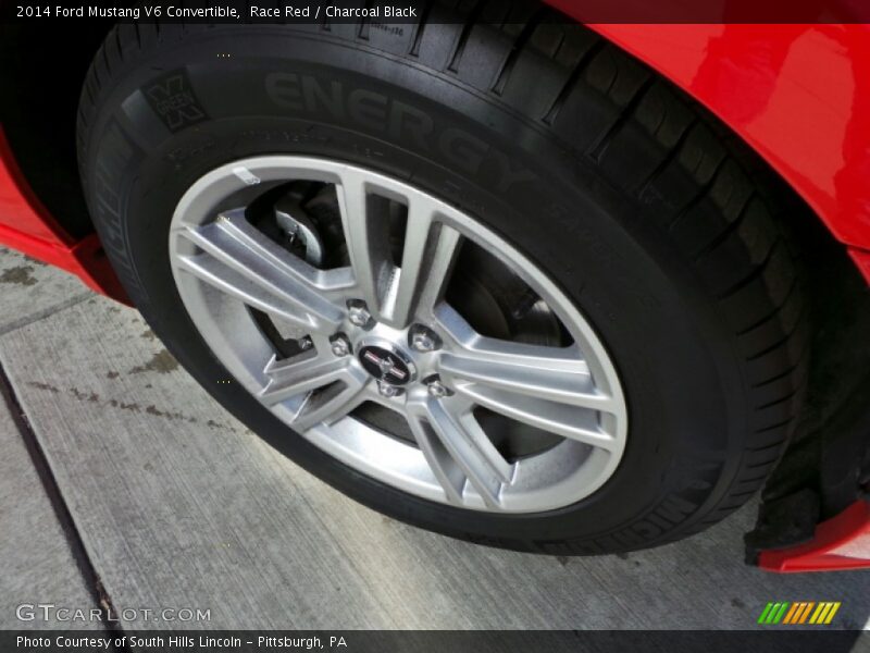 Race Red / Charcoal Black 2014 Ford Mustang V6 Convertible