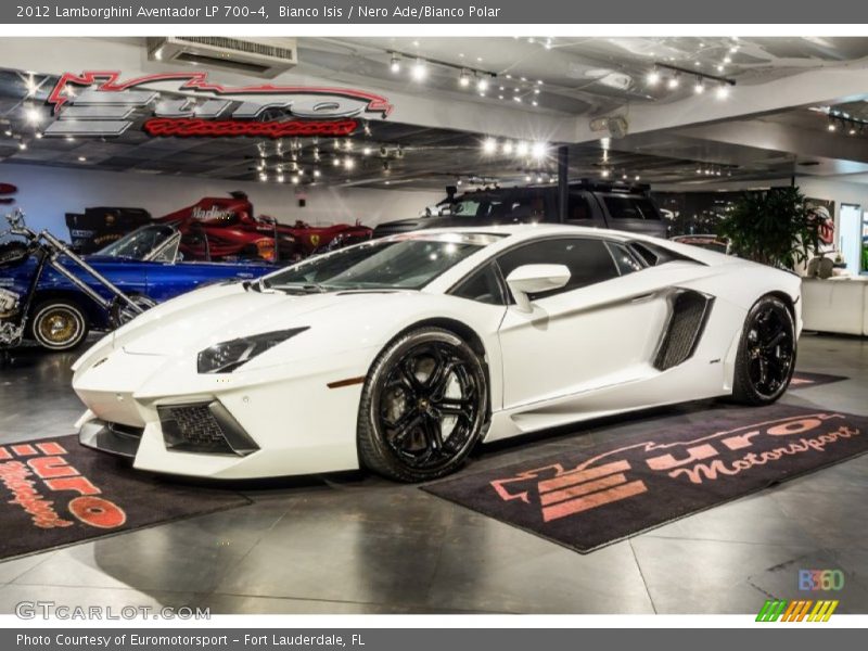 Bianco Isis / Nero Ade/Bianco Polar 2012 Lamborghini Aventador LP 700-4