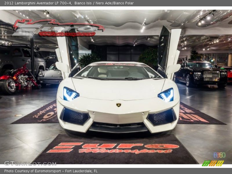 Bianco Isis / Nero Ade/Bianco Polar 2012 Lamborghini Aventador LP 700-4