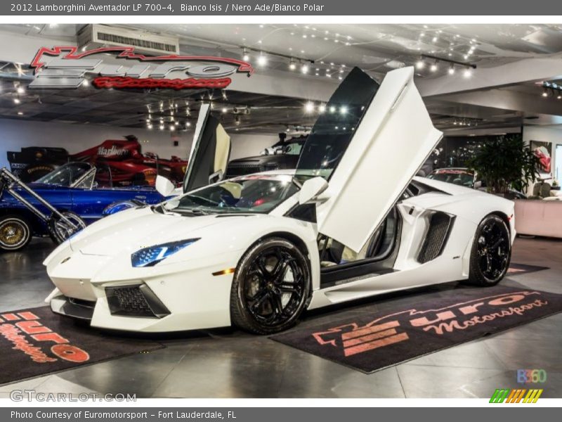 Bianco Isis / Nero Ade/Bianco Polar 2012 Lamborghini Aventador LP 700-4