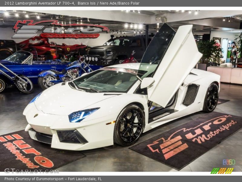 Bianco Isis / Nero Ade/Bianco Polar 2012 Lamborghini Aventador LP 700-4