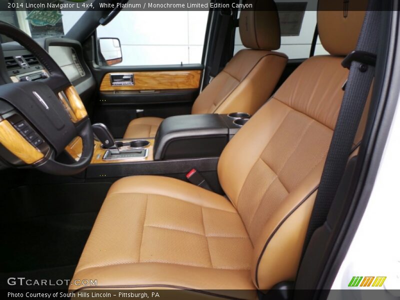 Front Seat of 2014 Navigator L 4x4