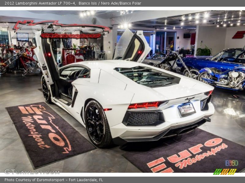 Bianco Isis / Nero Ade/Bianco Polar 2012 Lamborghini Aventador LP 700-4