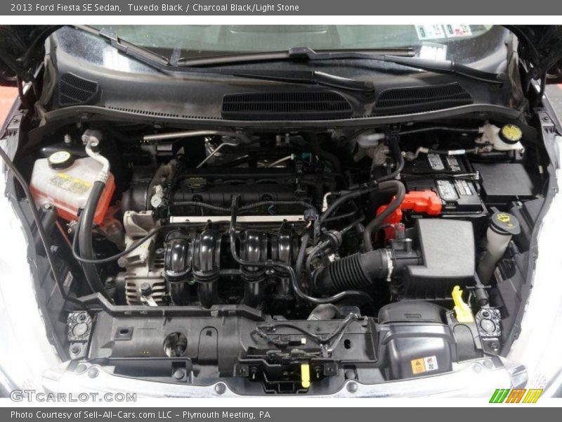 Tuxedo Black / Charcoal Black/Light Stone 2013 Ford Fiesta SE Sedan